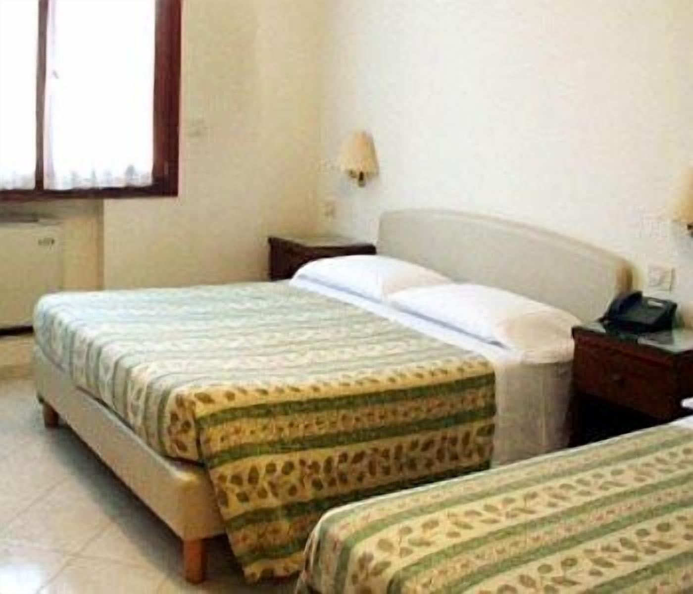 Hotel Caldin'S Κιότζα Εξωτερικό φωτογραφία